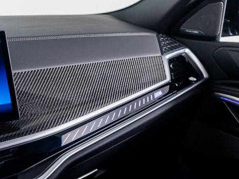 Used 2024 BMW X6 M60i image 49