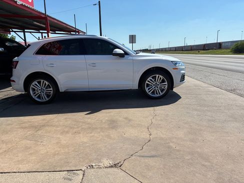 Used 2018 Audi Q5 2.0T Premium Plus w/ Premium Plus Package AWD/4WD image 20