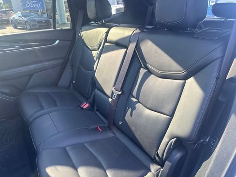 Used 2021 Cadillac XT6 Premium Luxury AWD/4WD image 31