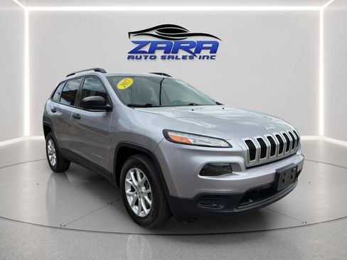 Used 2017 Jeep Cherokee Sport AWD/4WD image 9