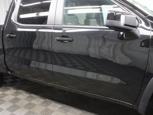 Used 2023 Chevrolet Silverado 1500 ZR2 w/ Technology Package image 37