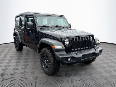 Used 2023 Jeep Wrangler Sport AWD/4WD image 4