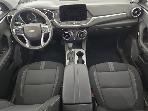 Used 2025 Chevrolet Blazer LT FWD image 25