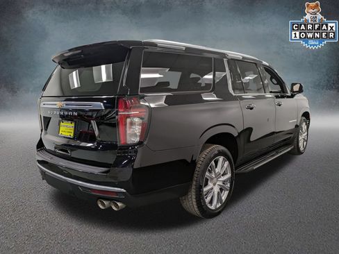 Used 2023 Chevrolet Suburban High Country AWD/4WD image 4