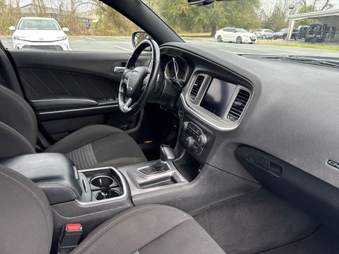 Used 2022 Dodge Charger GT image 34