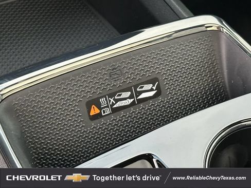 Used 2027 Chevrolet Equinox RS FWD image 21
