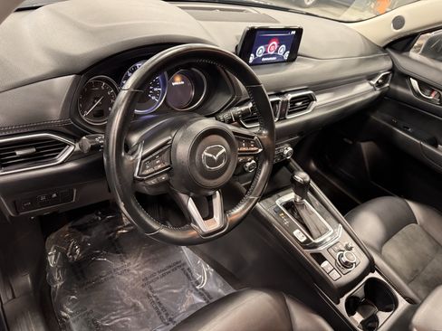 Used 2018 MAZDA CX-5 Touring w/ Preferred Equipment Package image 17