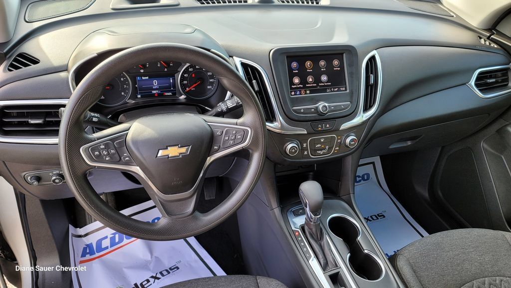 Used 2022 Chevrolet Equinox LT AWD/4WD image 24