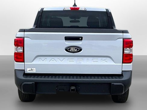 Used 2025 Ford Maverick XL w/ Equipment Group 102A AWD/4WD image 4