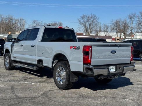 Used 2025 Ford F250 Lariat w/ Chrome Package image 6
