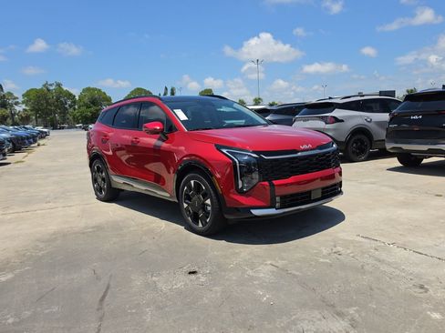 New 2026 Kia Sportage SX FWD image 2