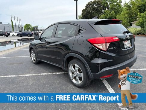 Used 2018 Honda HR-V LX image 3