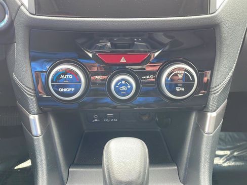 Used 2020 Subaru Forester Premium image 19