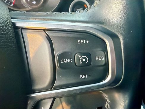 Used 2024 RAM 1500 Lone Star image 37