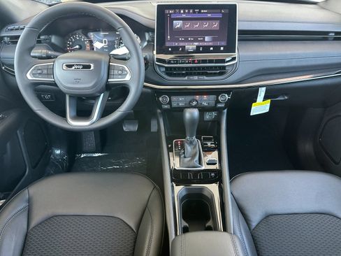 New 2026 Jeep Compass Latitude AWD/4WD image 13