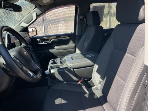 Used 2023 Chevrolet Silverado 1500 LT image 10
