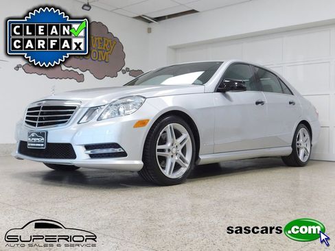 Used 2013 Mercedes-Benz E 350 4MATIC Sedan image 1