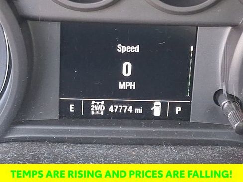 Used 2023 Chevrolet Silverado 1500 Custom image 17