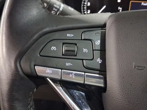 Used 2024 Cadillac XT6 Premium Luxury w/ LPO, Floor Liner Package AWD/4WD image 32