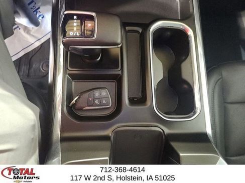 Used 2023 GMC Sierra 1500 SLT w/ SLT Premium Package AWD/4WD image 17