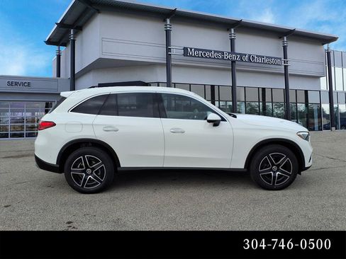 Used 2026 Mercedes-Benz GLC 300 4MATIC image 2