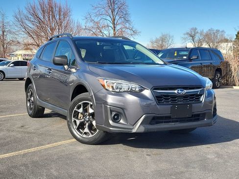 Used 2020 Subaru Crosstrek 2.0i image 2