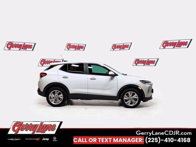 Used 2025 Buick Encore GX Preferred AWD/4WD image 3