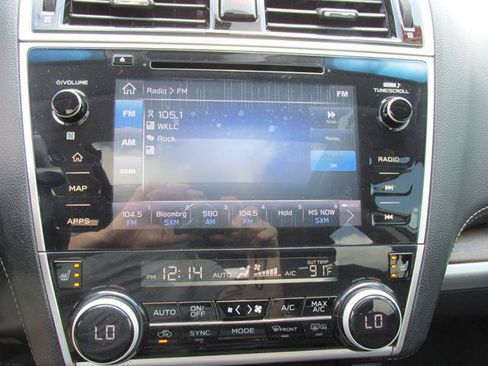 Used 2018 Subaru Outback 2.5i Limited AWD/4WD image 13