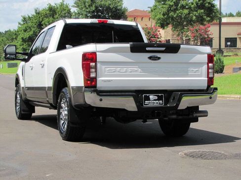 Used 2022 Ford F250 Lariat w/ Lariat Value Package image 11