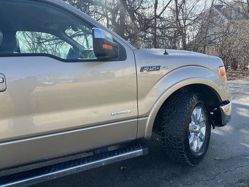 Used 2013 Ford F150 Lariat w/ Lariat Chrome Pkg image 9