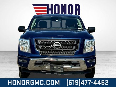 Used 2023 Nissan Titan SV w/ SV Convenience Package image 8