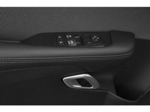 Used 2015 Dodge Challenger SXT Plus image 39