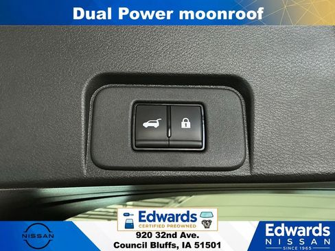 Used 2023 Nissan Rogue Platinum w/ Platinum Premium Package AWD/4WD image 14