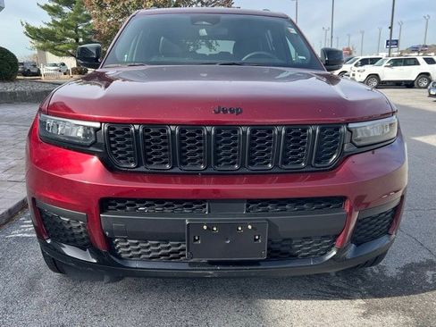 Certified 2023 Jeep Grand Cherokee L Laredo image 4