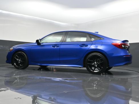 Used 2023 Honda Civic Sport image 40