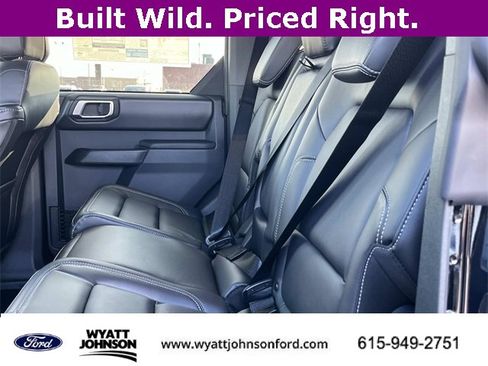 New 2025 Ford Bronco Outer Banks w/ Sasquatch Package image 19
