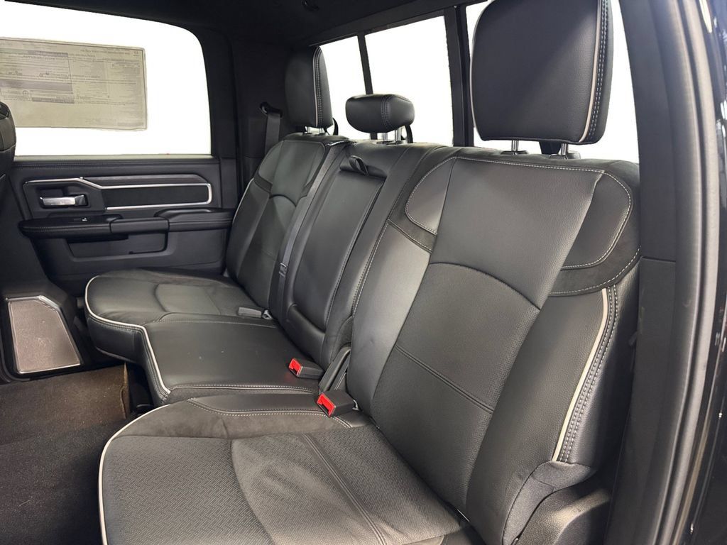 Used 2026 RAM 2500 Laramie AWD/4WD image 16