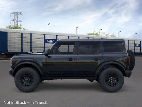 New 2026 Ford Bronco Badlands AWD/4WD image 3