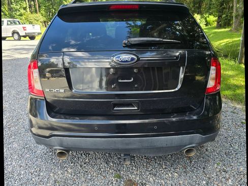 Used 2013 Ford Edge SE FWD image 9