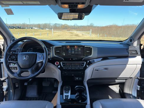 Used 2020 Honda Pilot Touring image 19