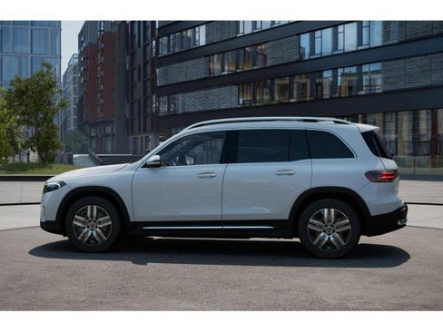 Certified 2024 Mercedes-Benz EQB 250+ image 44