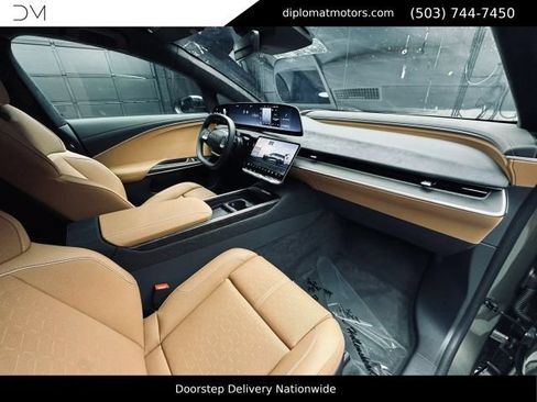Used 2026 Lucid Gravity Grand Touring AWD/4WD image 18