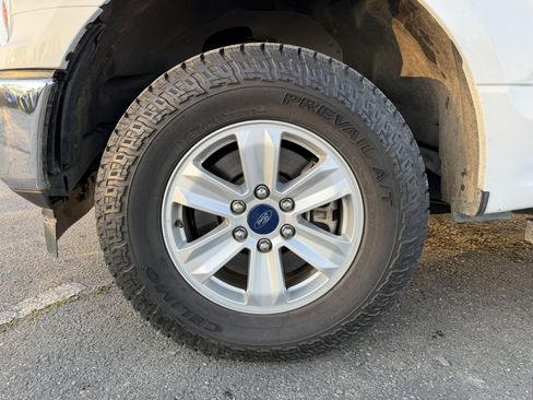 Used 2018 Ford F150 XLT w/ Equipment Group 301A Mid image 9
