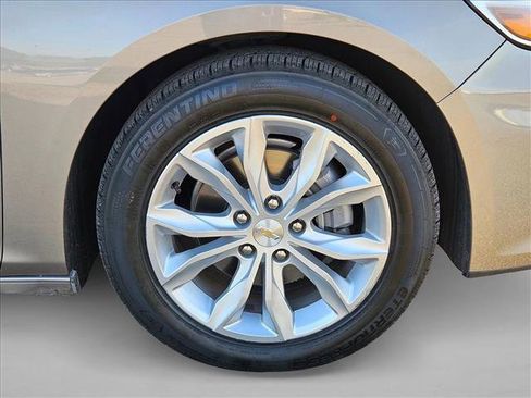 Used 2024 Chevrolet Malibu LT image 21