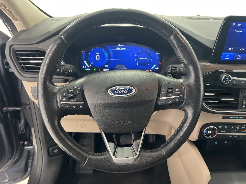 Used 2020 Ford Escape Titanium AWD/4WD image 10