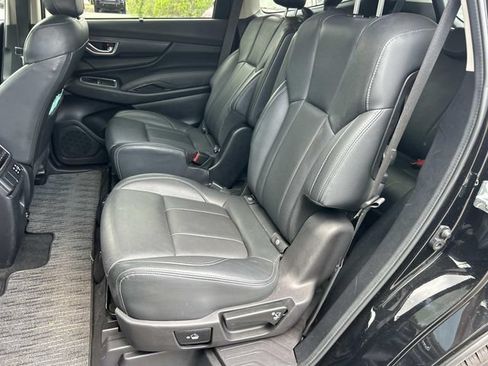 Used 2023 Subaru Ascent Limited AWD/4WD image 22