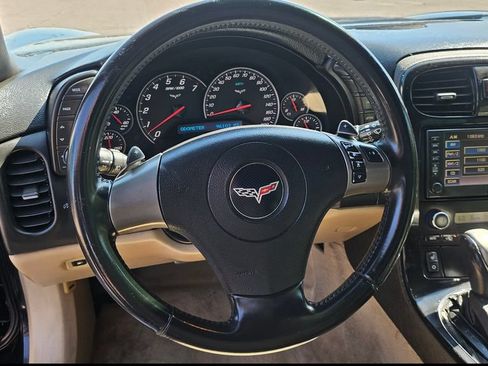 Used 2008 Chevrolet Corvette Convertible w/ Preferred Equipment Group RWD image 24