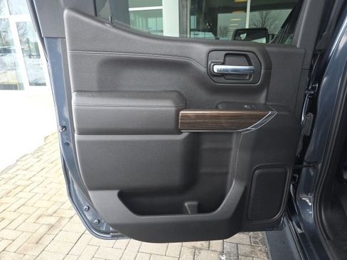 Used 2021 Chevrolet Silverado 1500 LT Trail Boss image 16