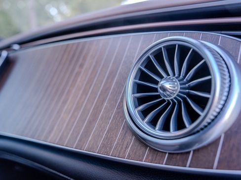 Used 2023 Mercedes-Benz EQE 350+ 4MATIC SUV image 23