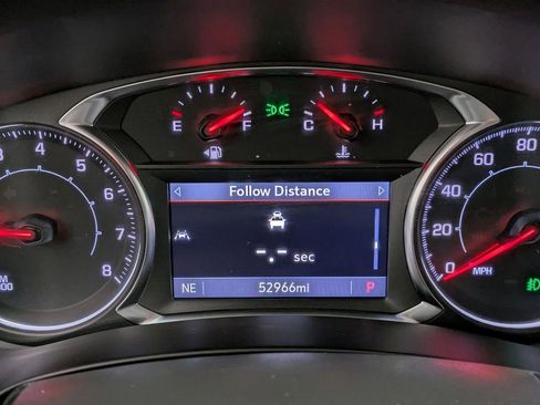 Used 2024 GMC Terrain SLT AWD/4WD image 34